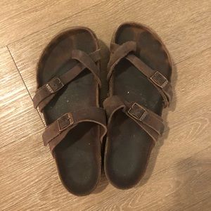 Brown Leather Birkenstock’s